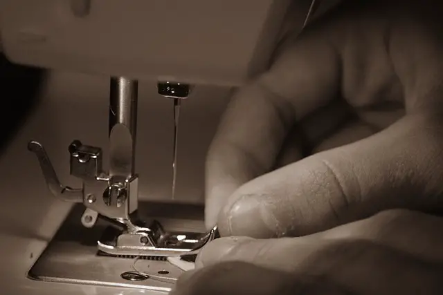 sewing machine needle 